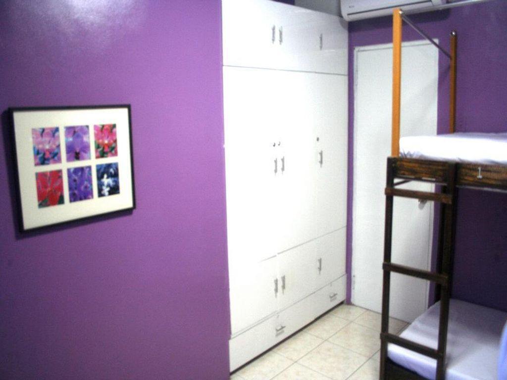 1 River Central Hostel Makati City Bagian luar foto